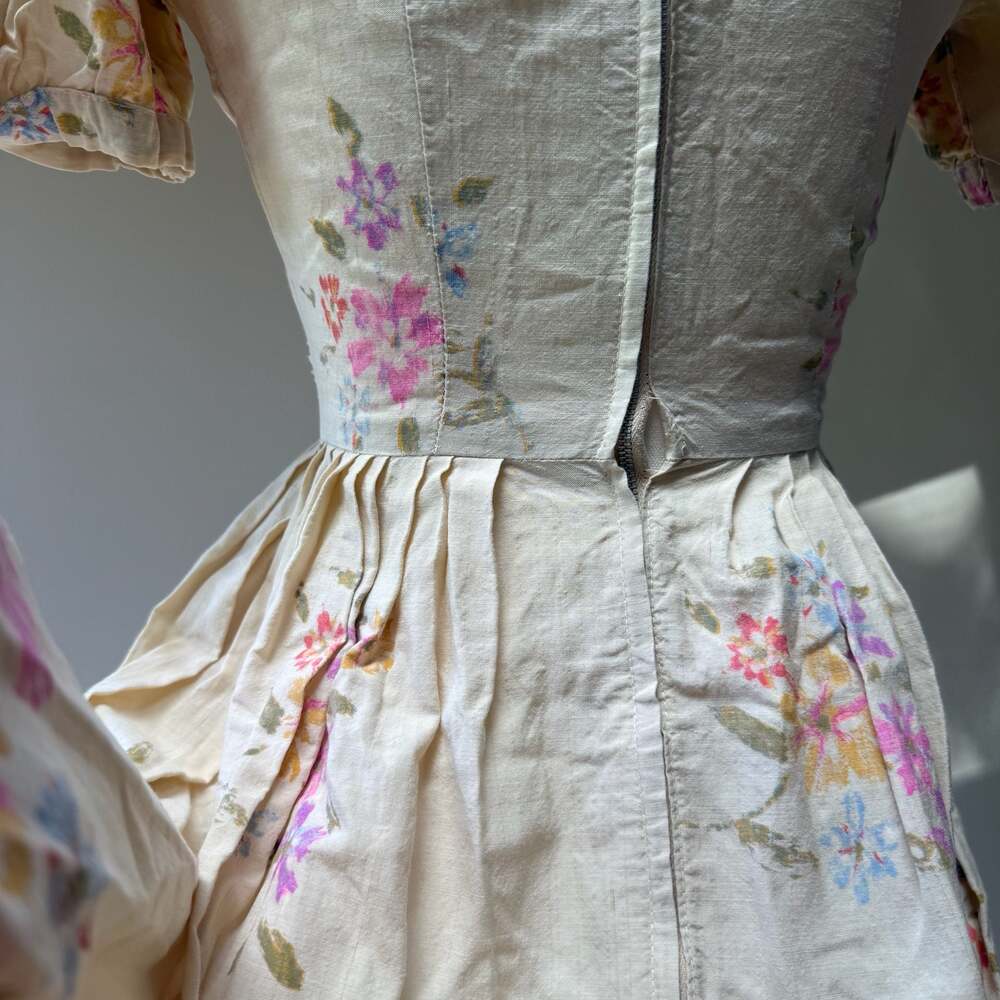 Vintage 1950s Puff Sleeve Floral Print Cotton Midi Day Dress - Picture 4 of 12